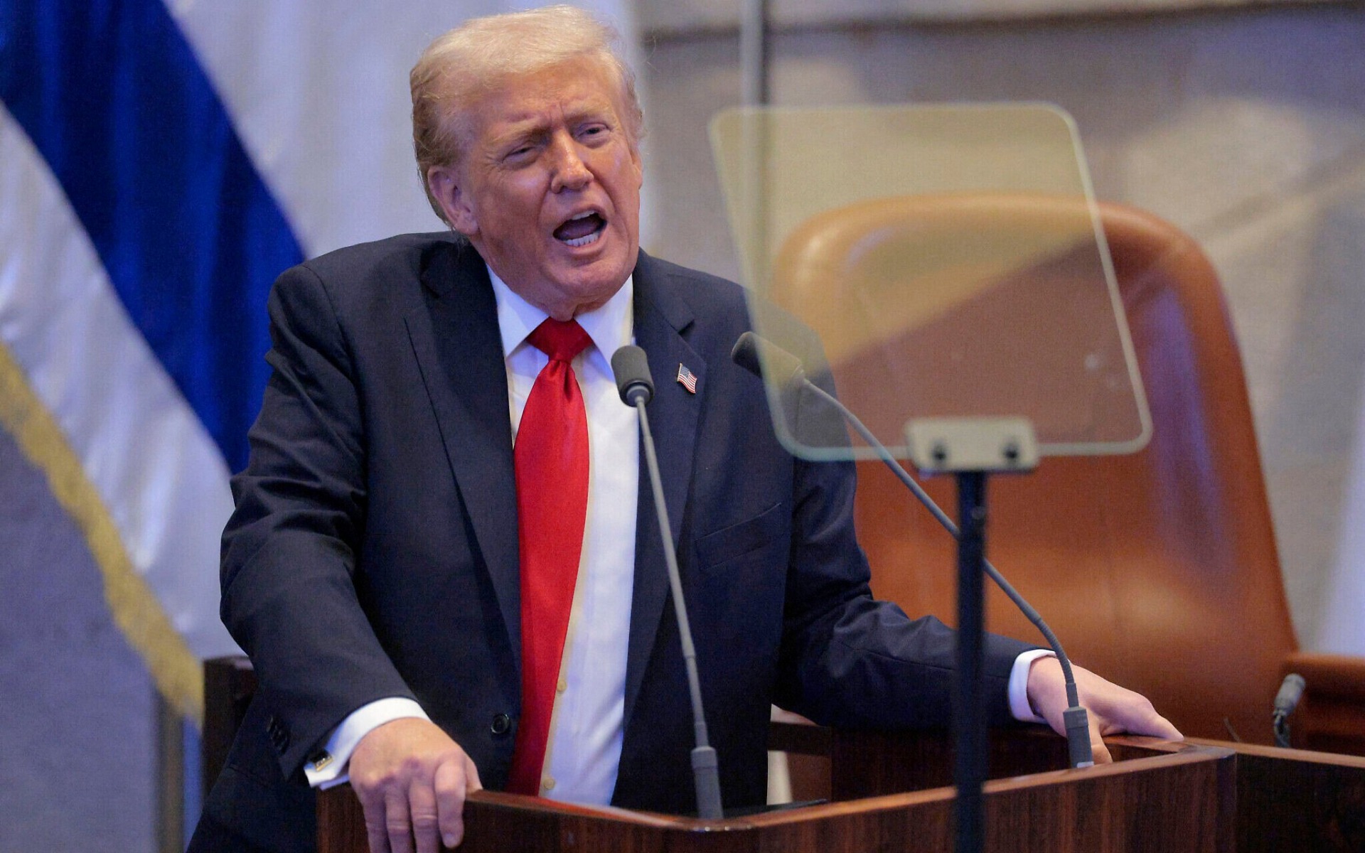 El presidente de Estados Unidos, Donald Trump, habla en la Knéset en Jerusalén, Israel, el 13 de octubre de 2025. Foto: Chip Somodevilla/POOL/AFP